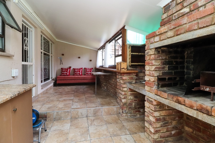 2 Bedroom Property for Sale in La Hoff North West